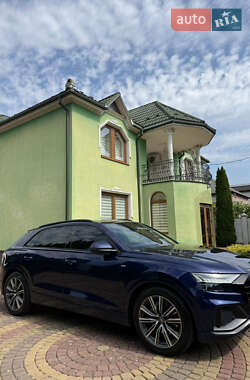 Позашляховик / Кросовер Audi Q8 2019 в 