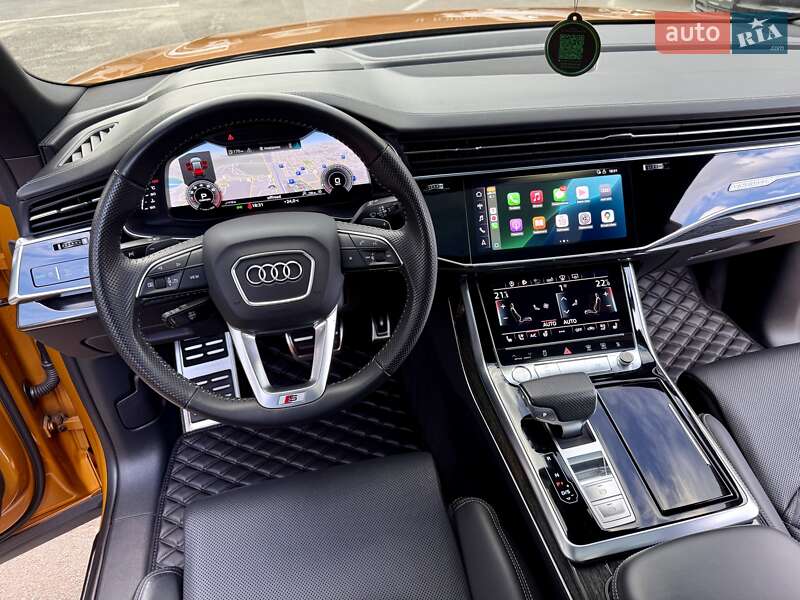 Внедорожник / Кроссовер Audi Q8 2018 в Киеве