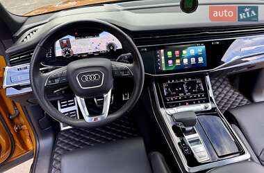 Внедорожник / Кроссовер Audi Q8 2018 в 