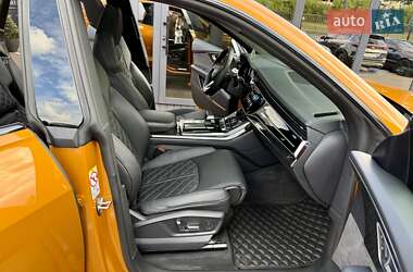 Внедорожник / Кроссовер Audi Q8 2018 в 
