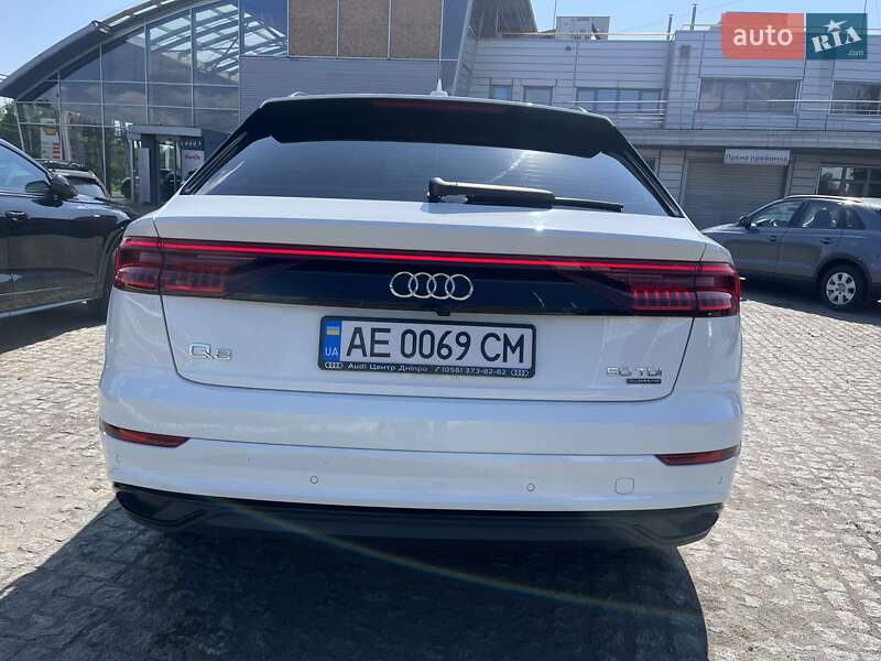 Внедорожник / Кроссовер Audi Q8 2022 в Днепре