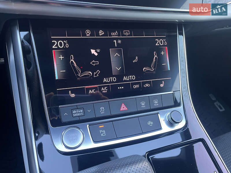 Позашляховик / Кросовер Audi Q8 2019 в Одесі
