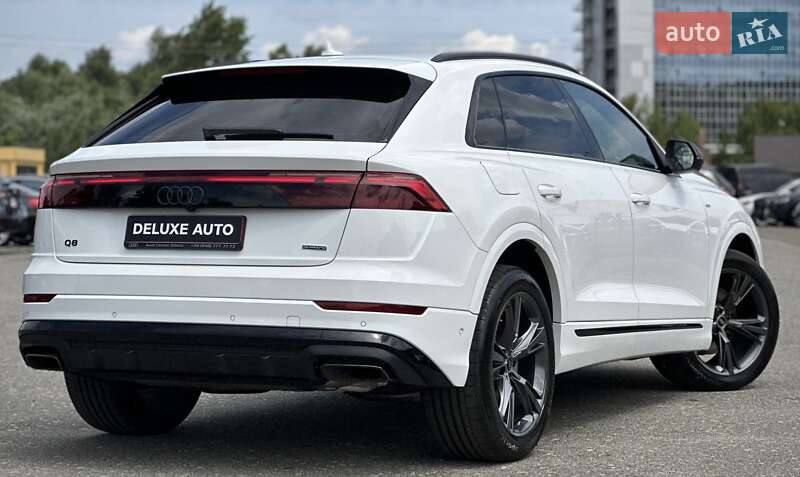 Позашляховик / Кросовер Audi Q8 2025 в Києві