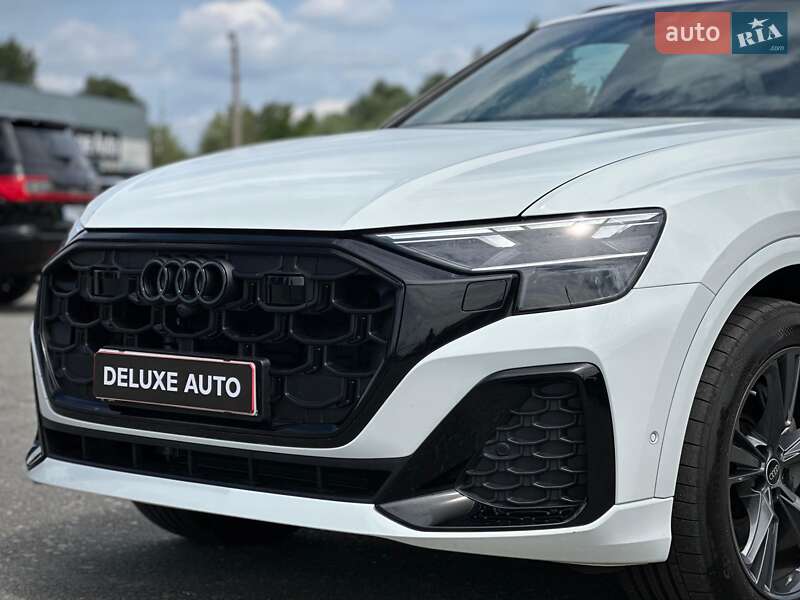 Позашляховик / Кросовер Audi Q8 2025 в Києві