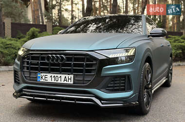 Внедорожник / Кроссовер Audi Q8 2018 в 