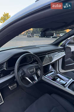 Внедорожник / Кроссовер Audi Q8 2023 в 