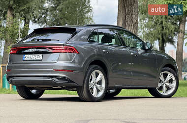 Внедорожник / Кроссовер Audi Q8 2019 в 