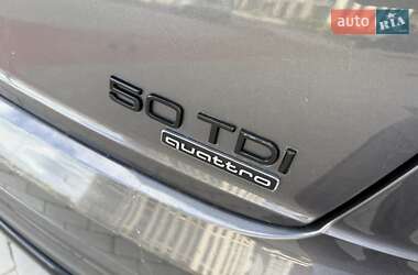 Внедорожник / Кроссовер Audi Q8 2020 в 