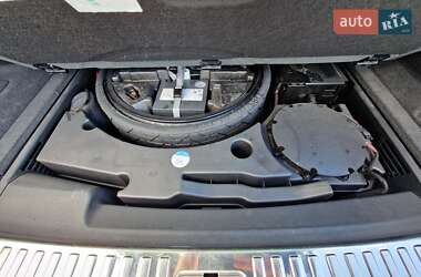Внедорожник / Кроссовер Audi Q8 2020 в 