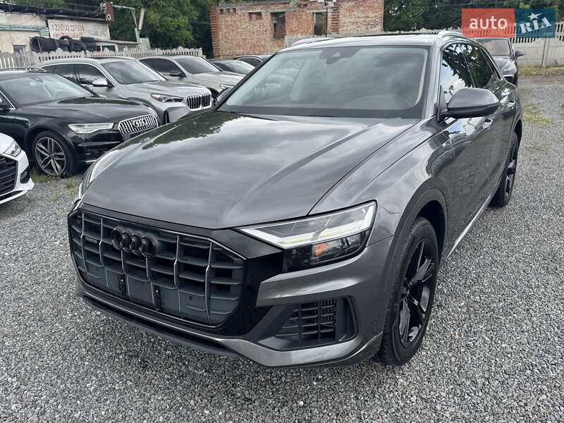 Внедорожник / Кроссовер Audi Q8 2018 в Тернополе