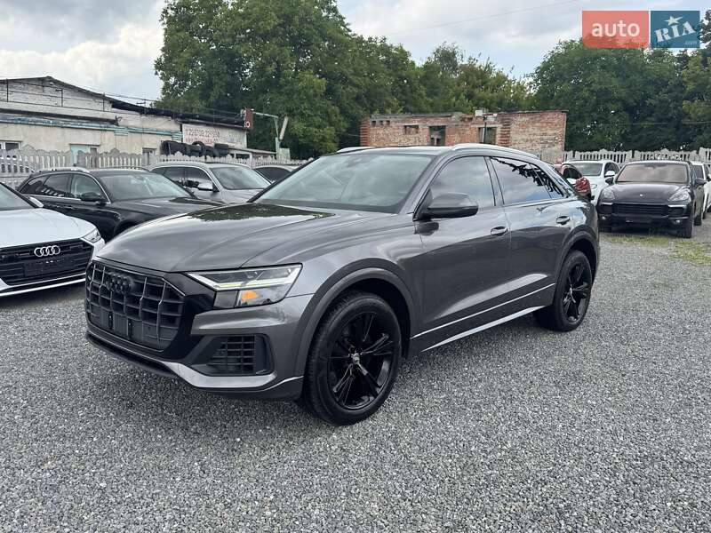 Внедорожник / Кроссовер Audi Q8 2018 в Тернополе