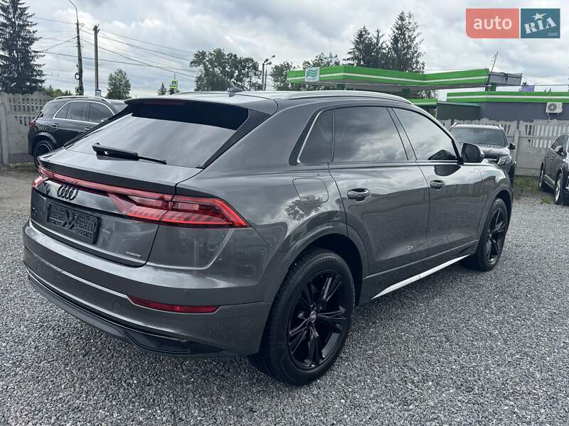 Внедорожник / Кроссовер Audi Q8 2018 в Тернополе