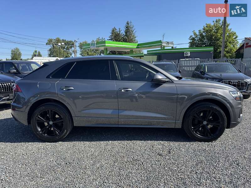 Внедорожник / Кроссовер Audi Q8 2018 в Тернополе