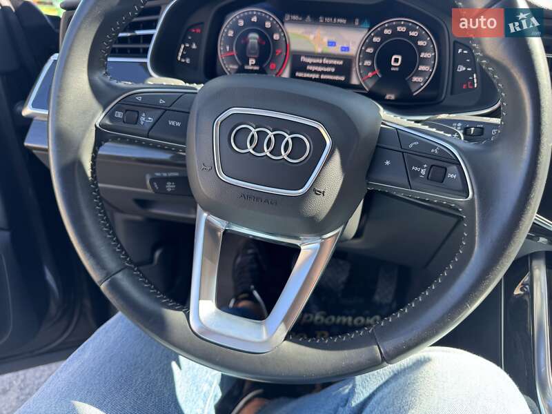 Внедорожник / Кроссовер Audi Q8 2018 в Тернополе