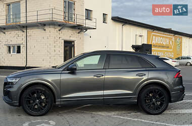 Внедорожник / Кроссовер Audi Q8 2020 в 