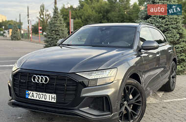 Внедорожник / Кроссовер Audi Q8 2020 в 