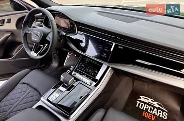 Внедорожник / Кроссовер Audi Q8 2025 в 