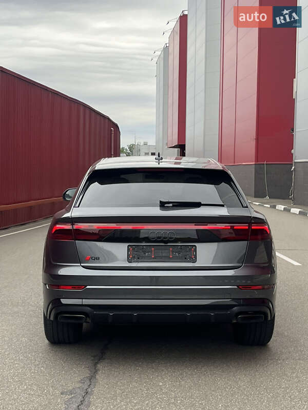 Внедорожник / Кроссовер Audi Q8 2024 в Киеве