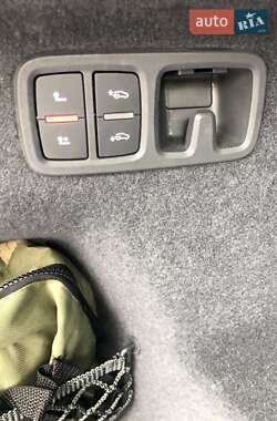 Внедорожник / Кроссовер Audi Q8 2024 в 