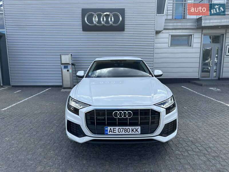 Внедорожник / Кроссовер Audi Q8 2023 в Днепре