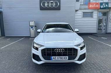 Внедорожник / Кроссовер Audi Q8 2023 в 