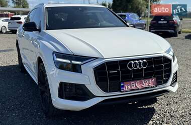 Позашляховик / Кросовер Audi Q8 2018 в Луцьку