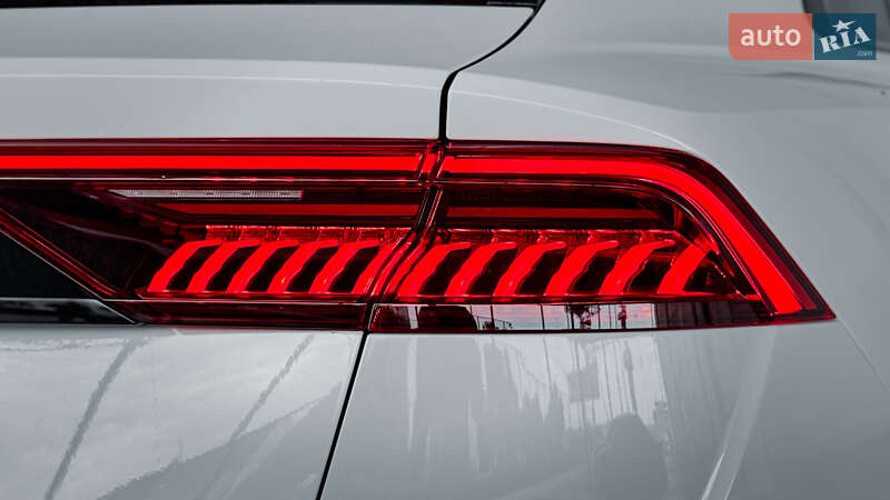 Внедорожник / Кроссовер Audi Q8 2019 в Ровно
