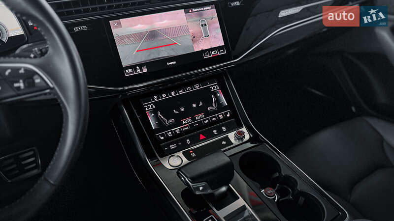 Внедорожник / Кроссовер Audi Q8 2019 в Ровно