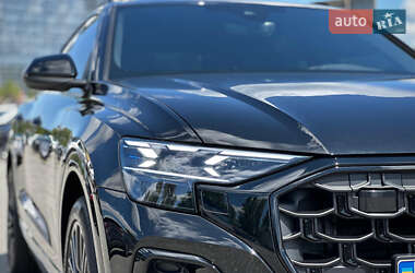 Внедорожник / Кроссовер Audi Q8 2025 в 
