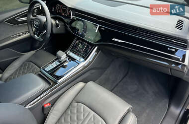 Внедорожник / Кроссовер Audi Q8 2025 в 