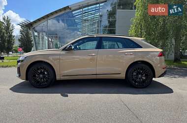 Внедорожник / Кроссовер Audi Q8 2024 в 