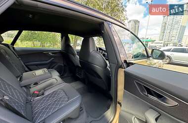 Внедорожник / Кроссовер Audi Q8 2024 в 