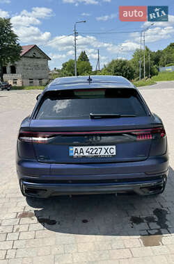 Внедорожник / Кроссовер Audi Q8 2019 в 