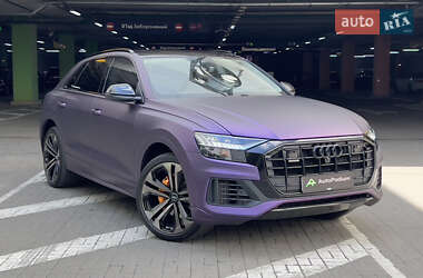 Внедорожник / Кроссовер Audi Q8 2021 в Киеве