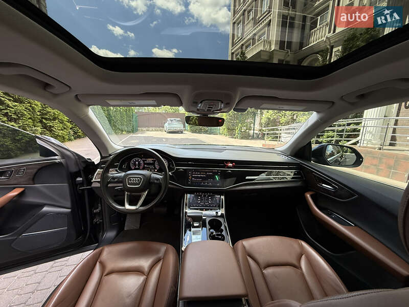 Позашляховик / Кросовер Audi Q8 2018 в Києві
