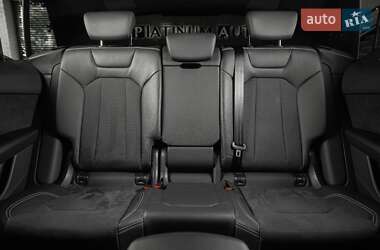 Внедорожник / Кроссовер Audi Q8 2023 в 