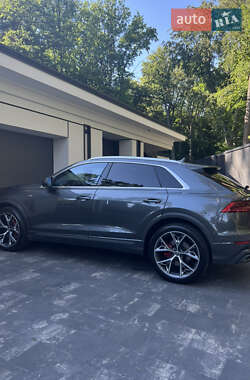 Внедорожник / Кроссовер Audi Q8 2019 в 