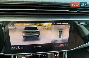Внедорожник / Кроссовер Audi Q8 2022 в 