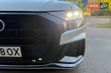 Внедорожник / Кроссовер Audi Q8 2022 в 