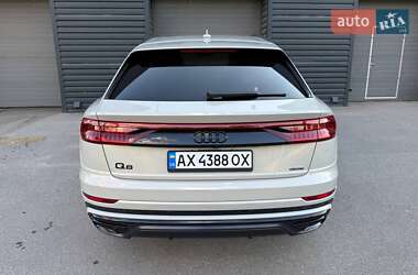 Внедорожник / Кроссовер Audi Q8 2022 в 