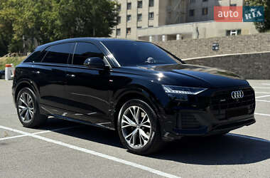 Внедорожник / Кроссовер Audi Q8 2019 в Харькове