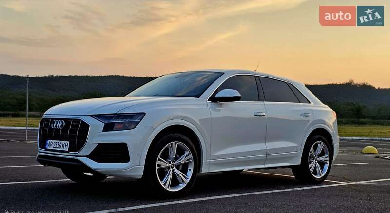 Внедорожник / Кроссовер Audi Q8 2023 в Киеве