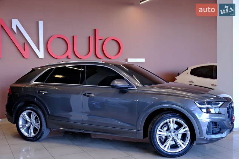Позашляховик / Кросовер Audi Q8 2019 в Одесі