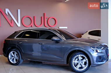 Позашляховик / Кросовер Audi Q8 2019 в 