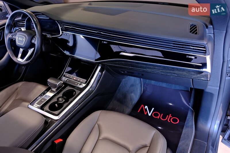 Позашляховик / Кросовер Audi Q8 2019 в Одесі