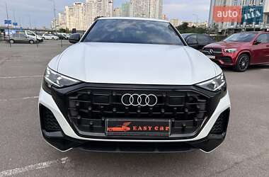 Внедорожник / Кроссовер Audi Q8 2023 в 