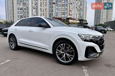 Внедорожник / Кроссовер Audi Q8 2023 в 