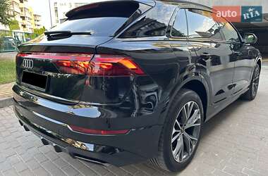 Внедорожник / Кроссовер Audi Q8 2024 в 