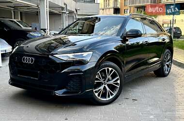 Позашляховик / Кросовер Audi Q8 2024 в Києві