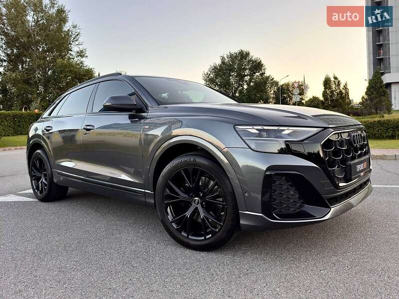 Audi Q8 2025